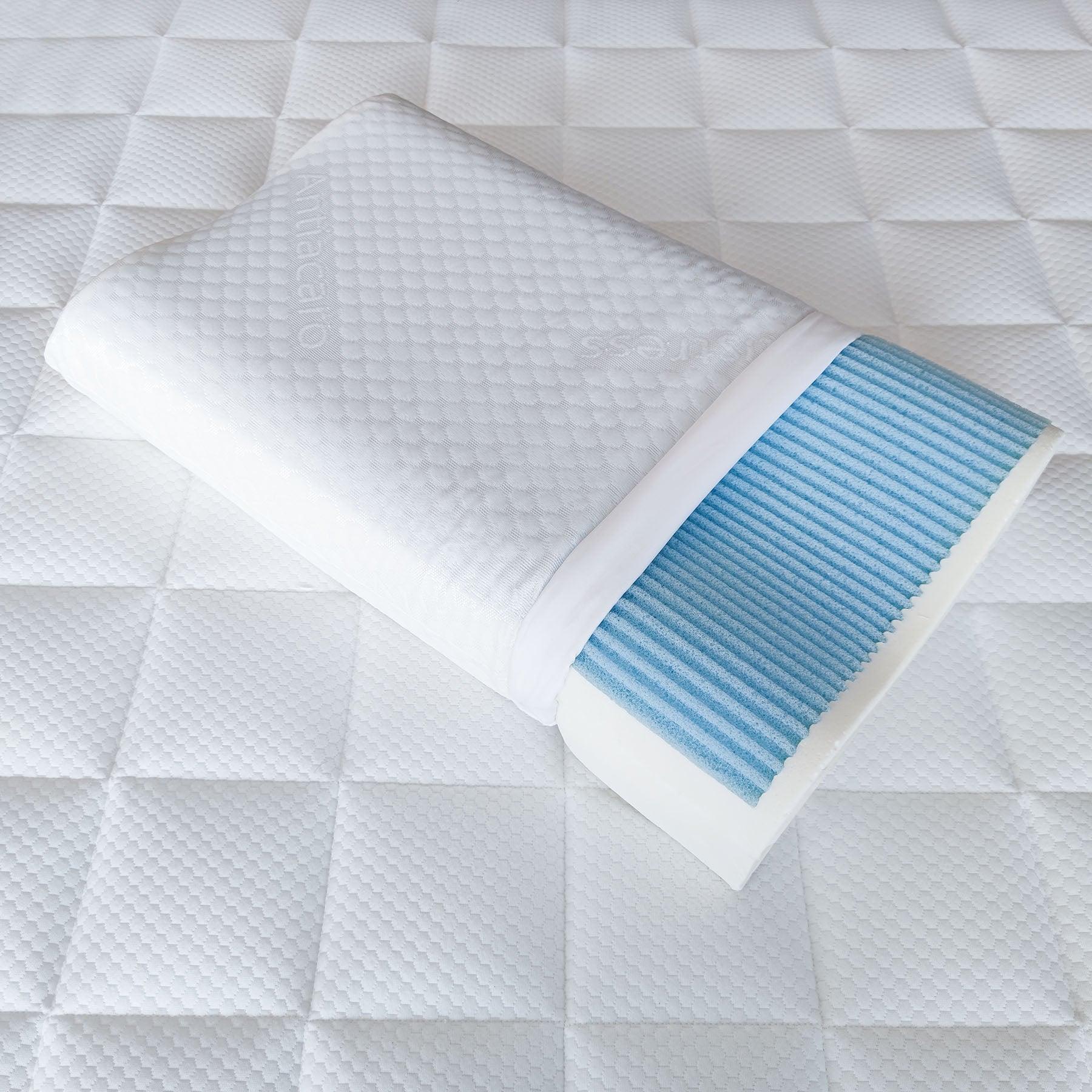 Dettaglio del cuscino Lignano in memory foam e water gel di Beliamo, che mostra la struttura traspirante e confortevole