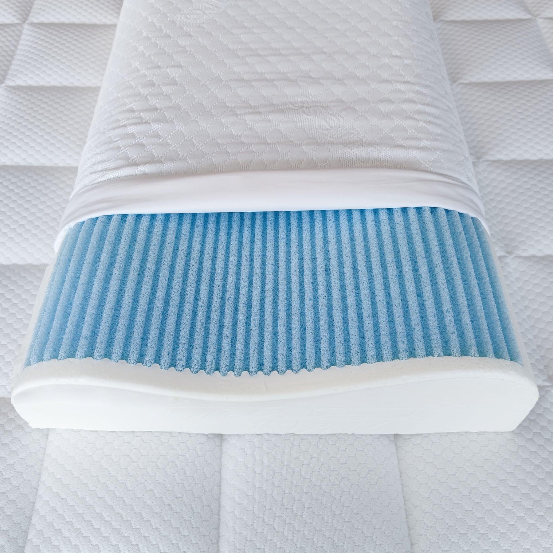 Primo piano del cuscino Lignano in memory foam e water gel di Beliamo, che evidenzia la combinazione di comfort e freschezza